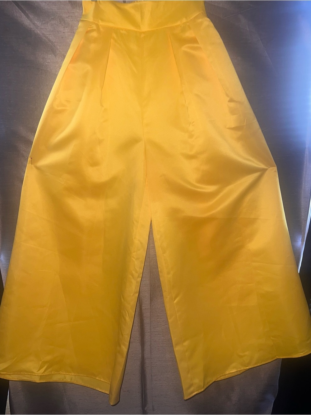 NWT AKIRA Blooming Yellow Satin Wide Leg Pleated Trouser Pants Plus Size 1 - Picture 2 of 10